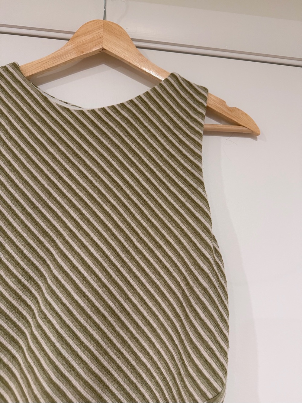 Mon Renn • Sage Ripple Dress - Picture 9 of 9